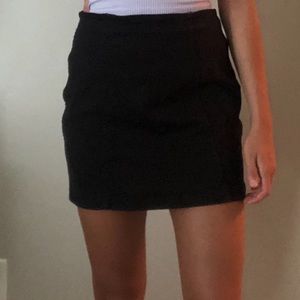 Tillys black skirt